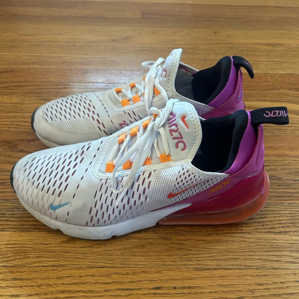 Nike Airmax 270 Fuchsia Dream Crimson size 9.5